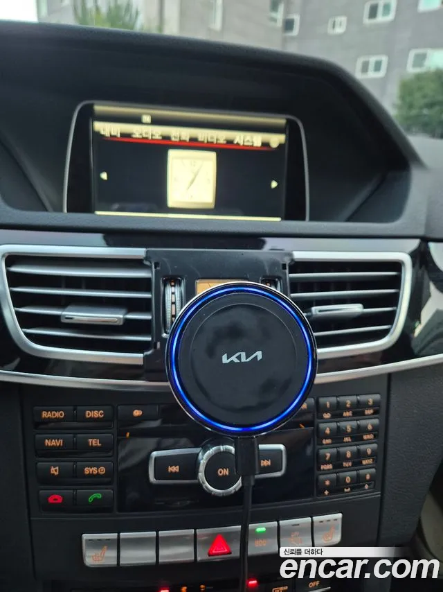 Mercedes-Benz E-Класс 2014 thumb 6