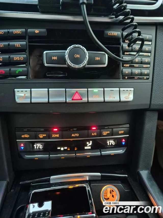 Mercedes-Benz E-Класс 2014 thumb 10