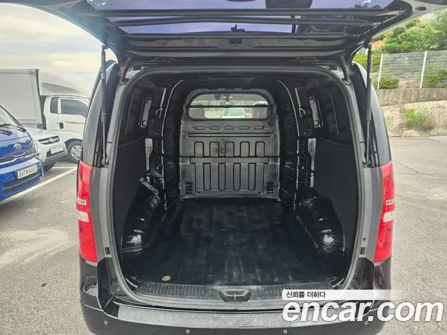 Hyundai Starex 2019 thumb 9