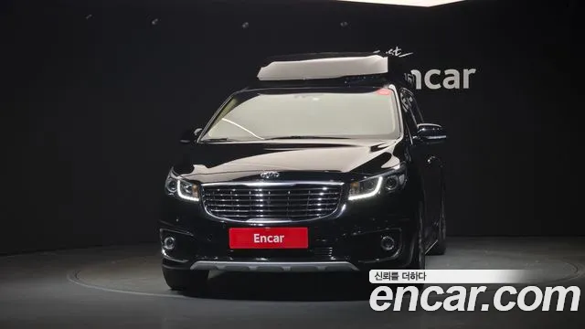 Kia Carnival 2017 thumb 3