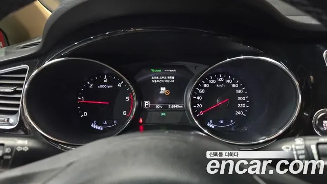 Kia Carnival 2017 thumb 8