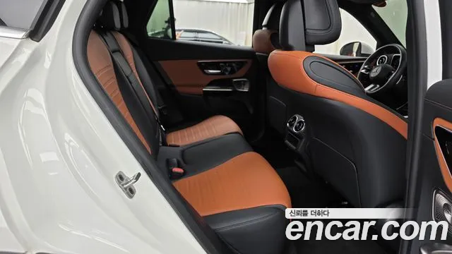 Mercedes-Benz GLC 2024 thumb 11