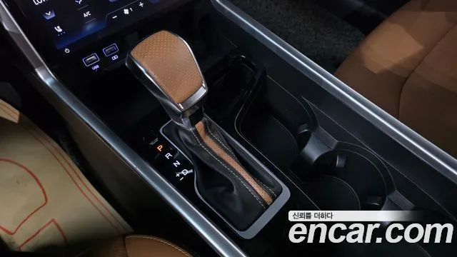 KG_Mobility_Ssangyong Torres 2023 thumb 9