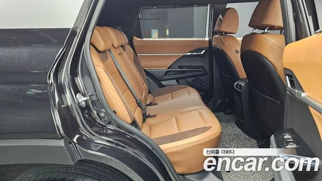 KG_Mobility_Ssangyong Torres 2023 thumb 11
