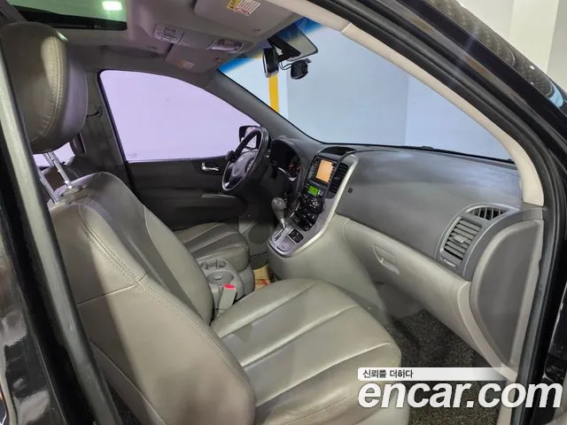 Kia Carnival 2010 thumb 7