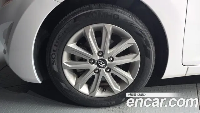 Hyundai Avante 2014 thumb 5