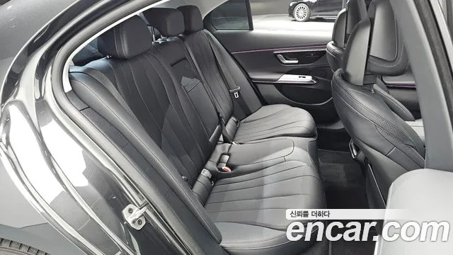 Mercedes-Benz E-Класс 2025 thumb 11