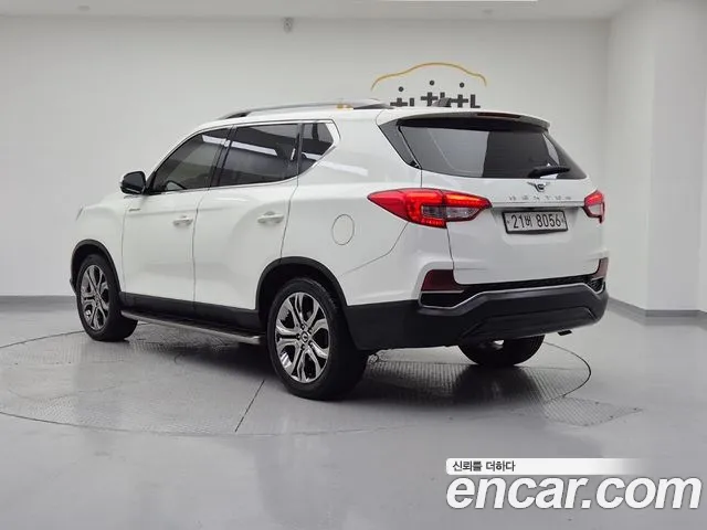 KG_Mobility_Ssangyong Rexton 2018 thumb 3