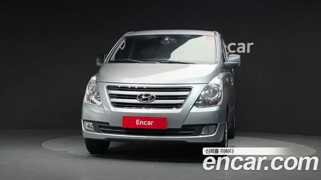 Hyundai Starex 2017 thumb 3