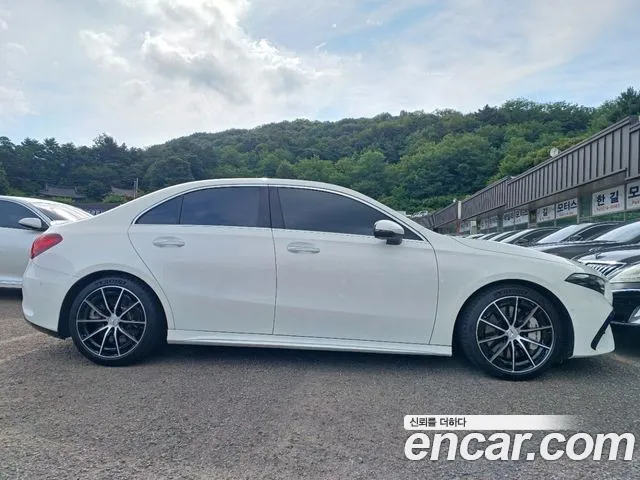 Mercedes-Benz A-Класс 2024 thumb 4