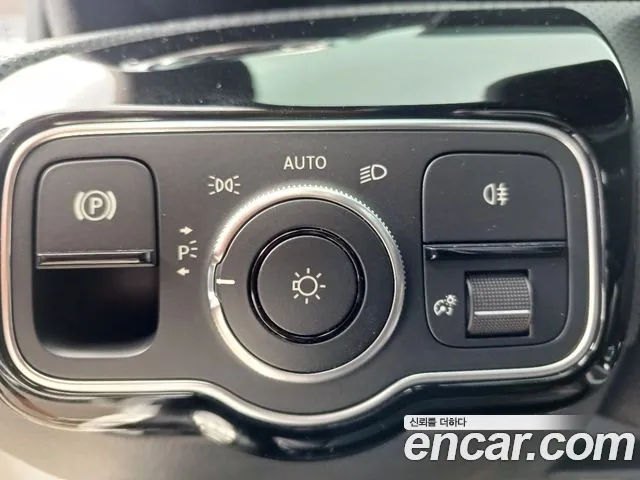 Mercedes-Benz A-Класс 2024 thumb 9