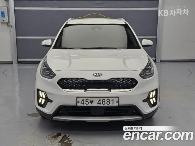Kia Niro 2019 thumb 2