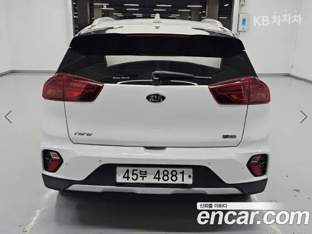 Kia Niro 2019 thumb 4
