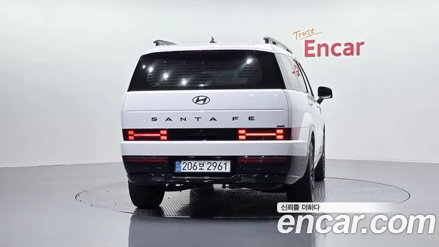 Hyundai Santa Fe 2024 thumb 4