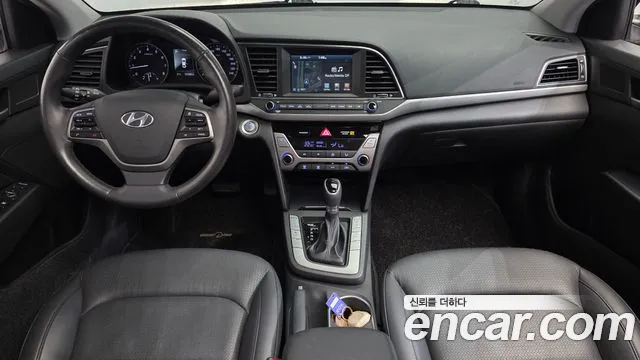 Hyundai Avante 2016 thumb 7