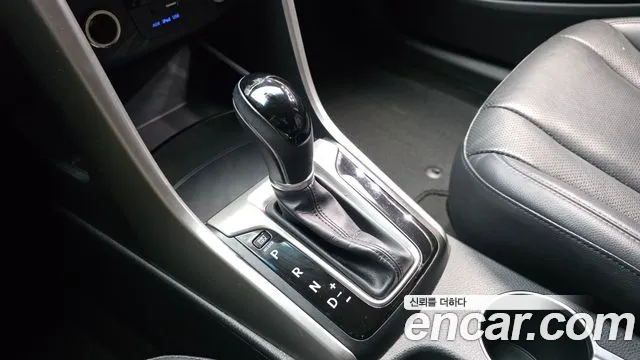 Hyundai i30 2015 thumb 9