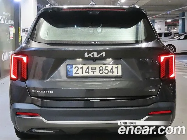 Kia Sorento 2023 thumb 5