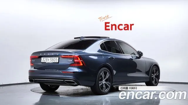 Volvo S60 2019 thumb 2