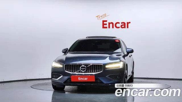 Volvo S60 2019 thumb 3