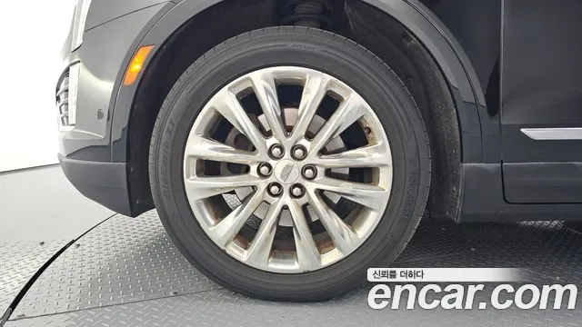 Cadillac XT5 2018 thumb 5