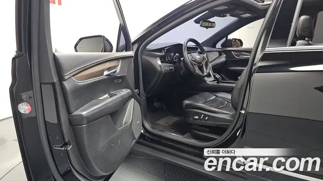 Cadillac XT5 2018 thumb 10
