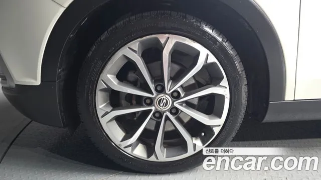 KG_Mobility_Ssangyong TIBOLI 2018 thumb 5