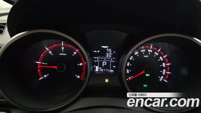 KG_Mobility_Ssangyong TIBOLI 2018 thumb 8