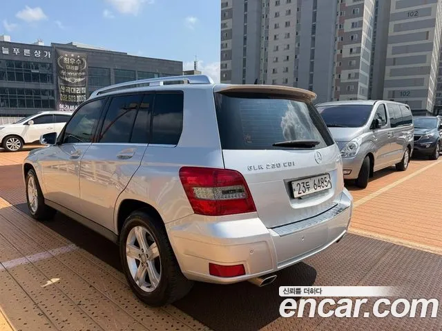 Mercedes-Benz GLK-Класс 2011 thumb 2