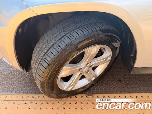 Mercedes-Benz GLK-Класс 2011 thumb 5