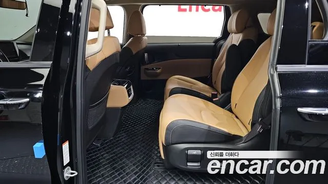 Kia Carnival 2022 thumb 11