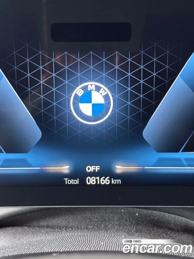 BMW 5 серии 2025 thumb 2
