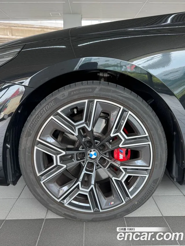 BMW 5 серии 2025 thumb 5