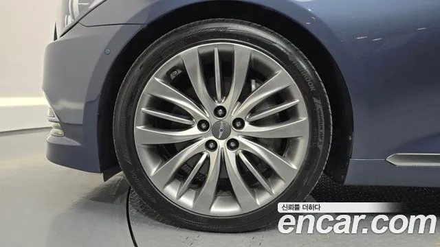 Hyundai Genesis 2014 thumb 5