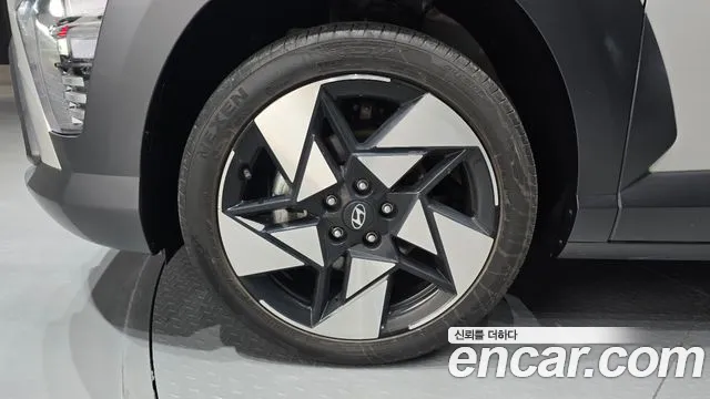 Hyundai Kona 2023 thumb 5