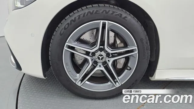 Mercedes-Benz S-Класс 2023 thumb 5