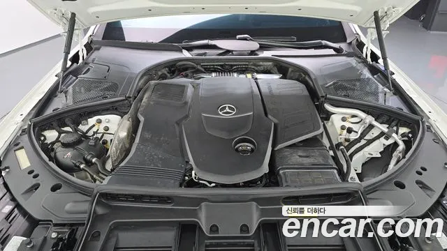 Mercedes-Benz S-Класс 2023 thumb 6