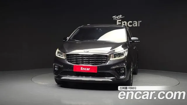 Kia Carnival 2018 thumb 3
