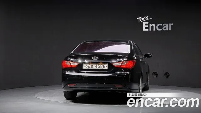 Hyundai Sonata 2009 thumb 4