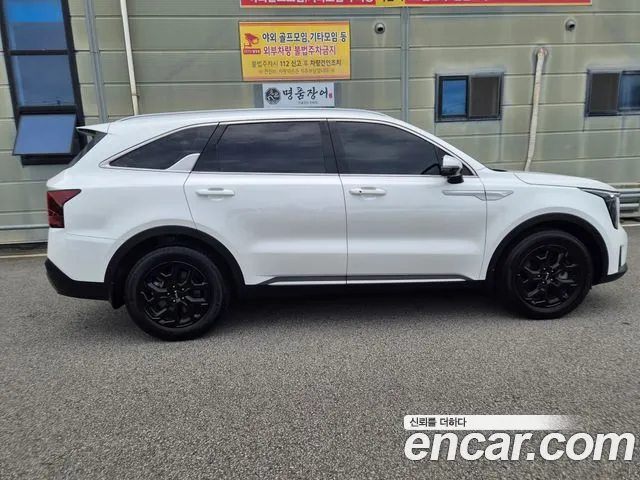 Kia Sorento 2023 thumb 4