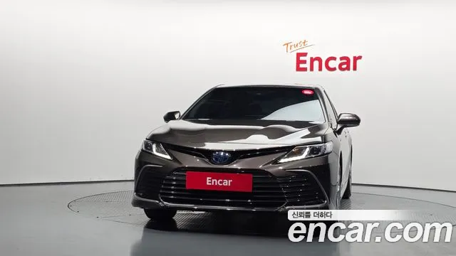 Toyota Camry 2022 thumb 3