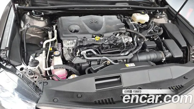 Toyota Camry 2022 thumb 6