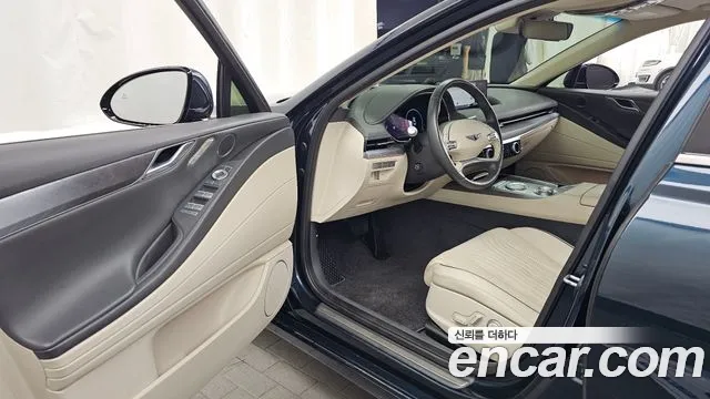 Genesis G80 2022 thumb 10