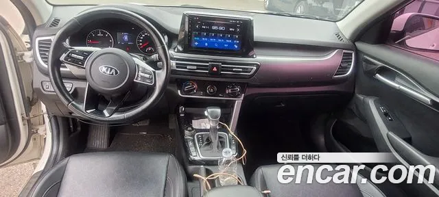 Kia Seltos 2021 thumb 9