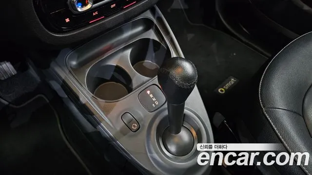 Smart Fortwo 2016 thumb 9