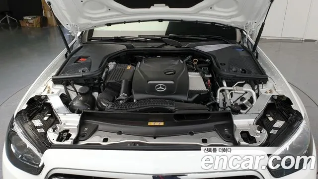 Mercedes-Benz E-Класс 2022 thumb 6
