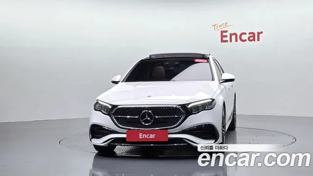 Mercedes-Benz E-Класс 2026 thumb 2