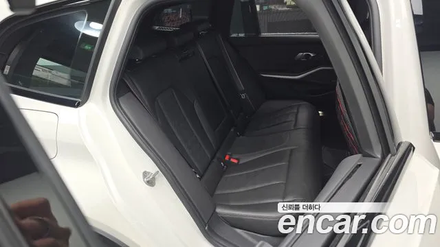 BMW M3 2025 thumb 11