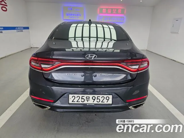 Hyundai Grandeur 2017 thumb 4