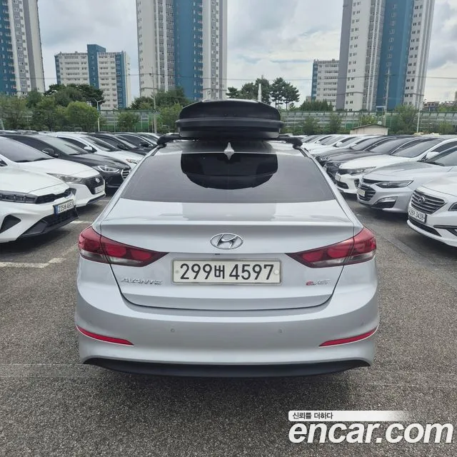 Hyundai Avante 2016 thumb 4