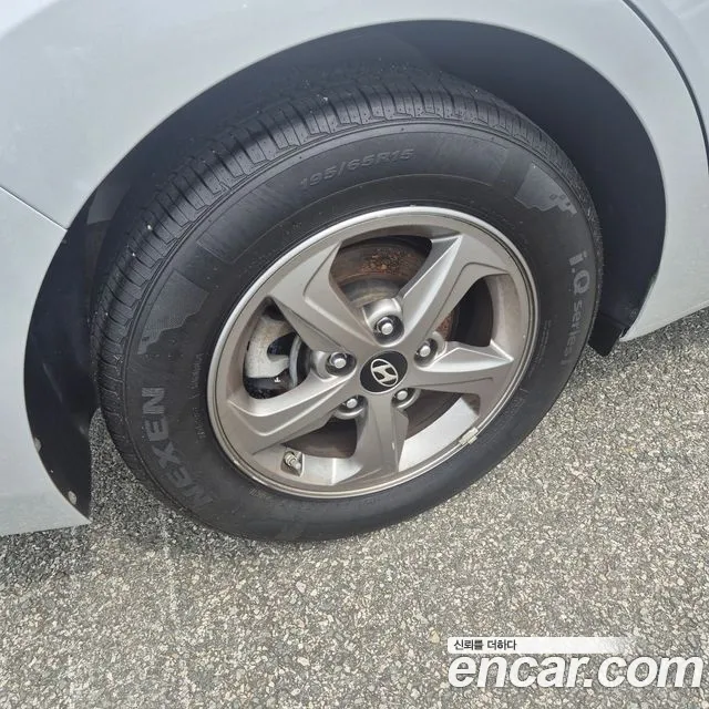 Hyundai Avante 2016 thumb 5